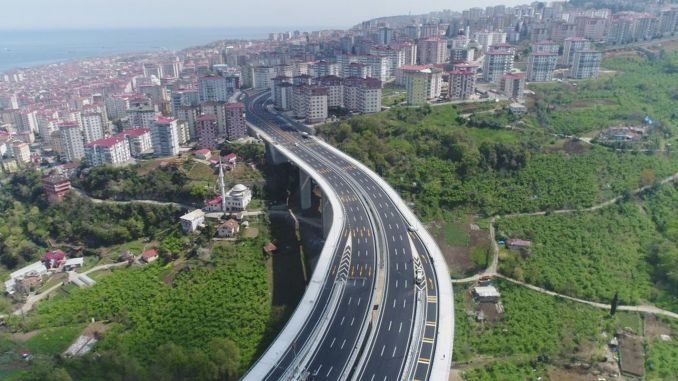trabzonda kanuni bulvarinin en onemli kismi trafige acildi trabzonda kanuni bulvarinin en onemli kismi trafige acildi