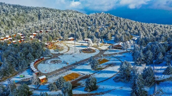 Denizli Teleferik ve Bağbaşı Yaylası Beyaza Büründü Denizli Teleferik ve Bağbaşı Yaylası Beyaza Büründü
