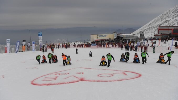 Erciyes A.Ş.’nin ‘Artık Çekilmez Oldun’ Yarışması, Renkli Görüntülere Sahne Oldu Erciyes A.Ş.’nin ‘Artık Çekilmez Oldun’ Yarışması, Renkli Görüntülere Sahne Oldu