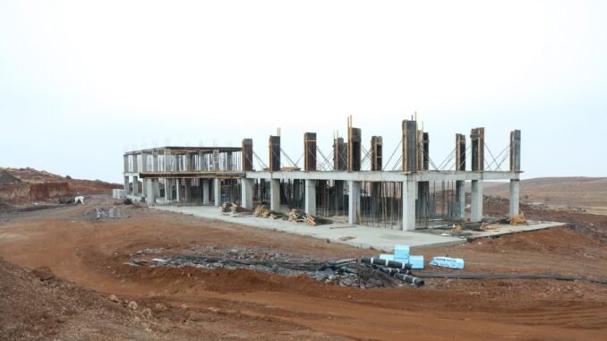 Karacadag Kayak Merkezinde Otel Insaati Hizla Ilerliyor Karacadag Kayak Merkezinde Otel Insaati Hizla Ilerliyor