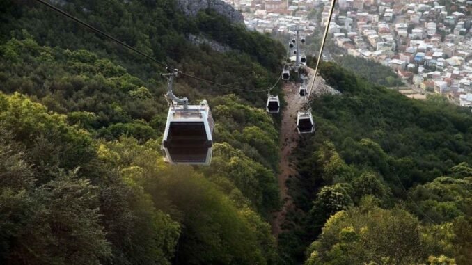 Uludaga Cikacaklar Dikkat Teleferik Seferlerine Siddetli Ruzgar Engeli Uludaga Cikacaklar Dikkat Teleferik Seferlerine Siddetli Ruzgar Engeli