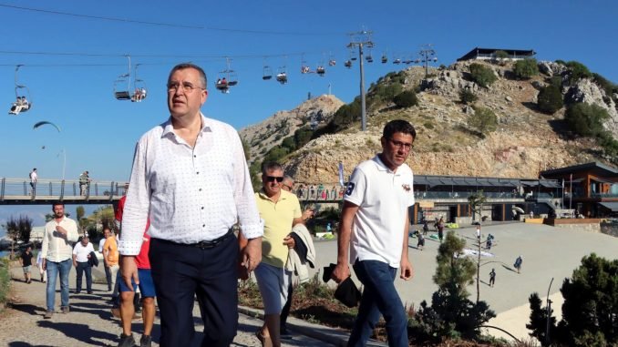 FTSO Meclisi Teleferikle Babadağ’a Çıkarak İncelemelerde Bulundu FTSO Meclisi Teleferikle Babadağ’a Çıkarak İncelemelerde Bulundu