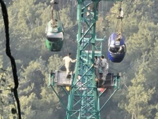 Lübnan'da Teleferik Arızalandı Kişi Saatler Sonra Kurtarıldı
