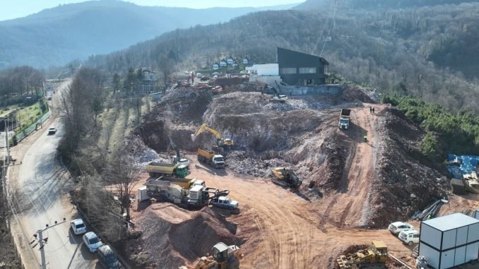 Kartepe Teleferik İçin Otopark Alanları İnşa Ediliyor Kartepe Teleferik İçin Otopark Alanları İnşa Ediliyor
