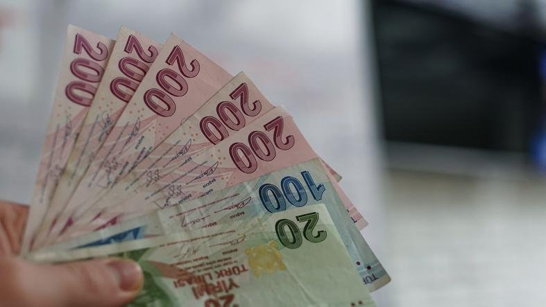 bagkur-emekli-bayram-ikramiyesi-odeme-gunu-yakindan-takip-ediliyor-5-JClQ2OnW.jpg