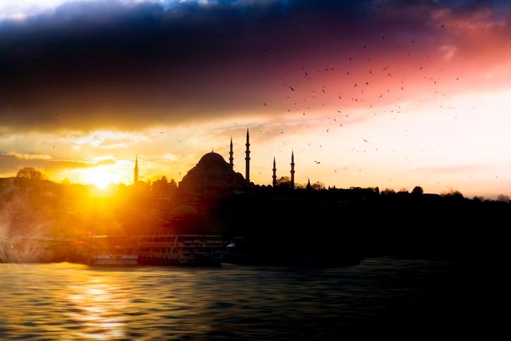 bayram-namazi-saatleri-ve-iki-bayram-arasinda-evlenmek-2-f4GF1PVF.jpg