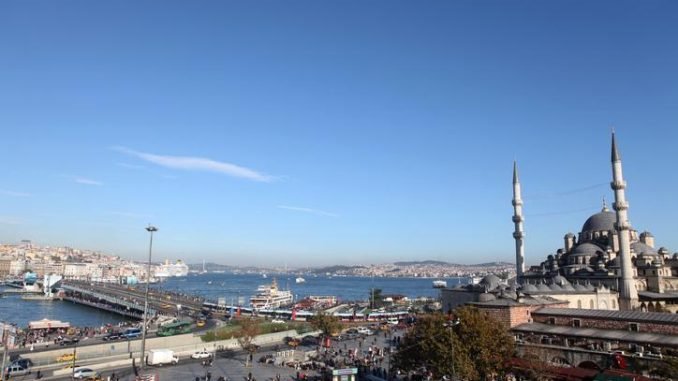 istanbulda-28-nisan-2024-trafige-kapali-yollar-gPSrXaU7.jpg