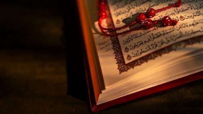 kadir-gecesi-nedir-onemi-ve-kadir-suresi-anlami-FgWXFlXi.jpg