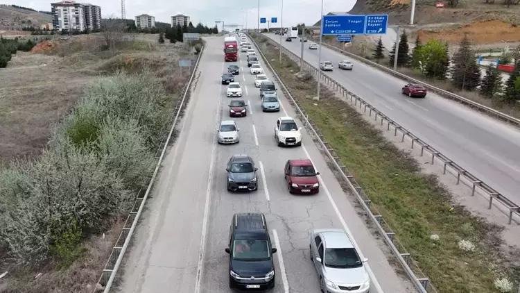 Tatil Dönüşü Yola Çıkan Sürücüler İçin Trafik Durumu