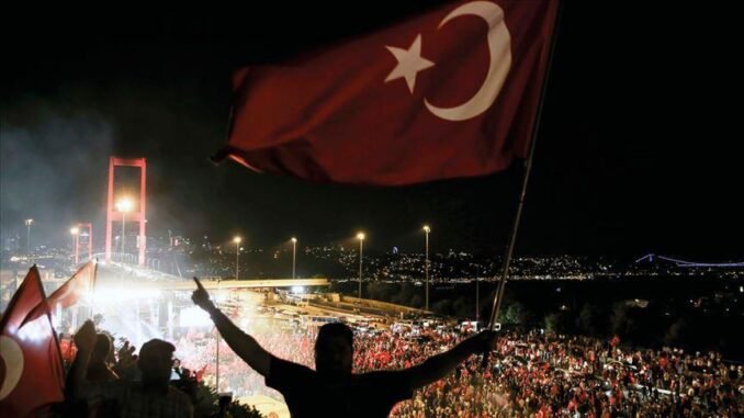 15-temmuz-tatil-mi-5dBuasLC.jpg