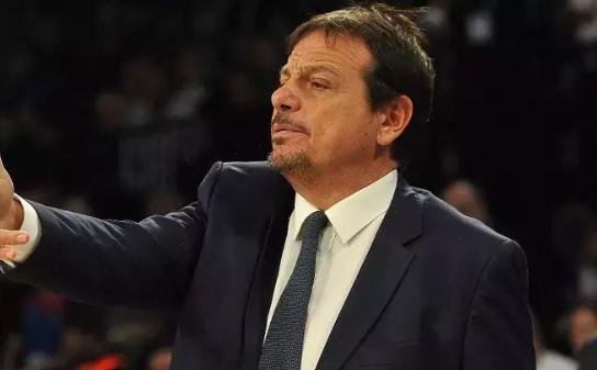 halil-ergin-ataman-basketbol-kariyeri-ve-basarilari-Yv3gmtYK.jpg