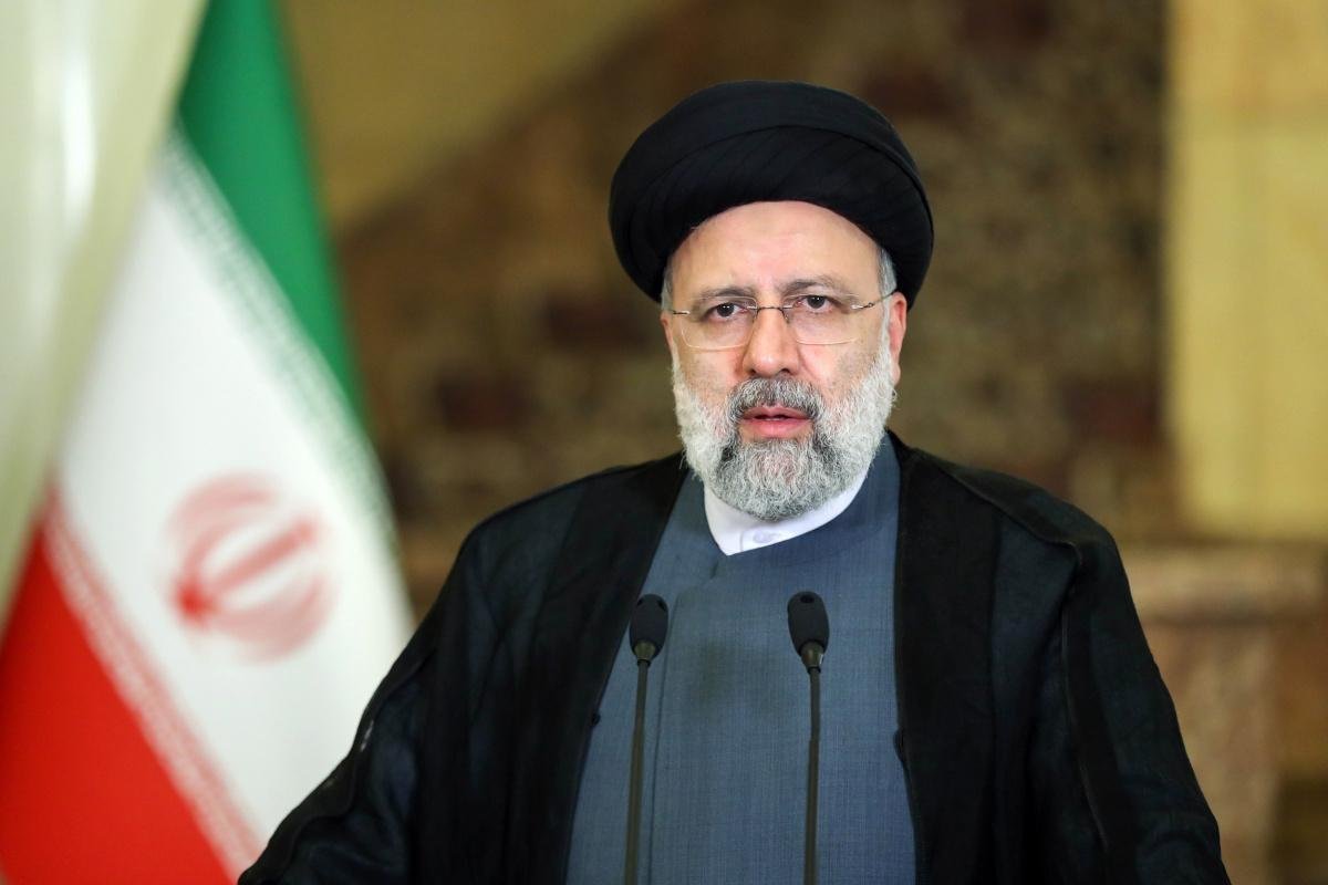 iran-cumhurbaskani-reisi-helikopter-kazasiyla-gundeme-geldi-4-rtv4Gl1M.jpg