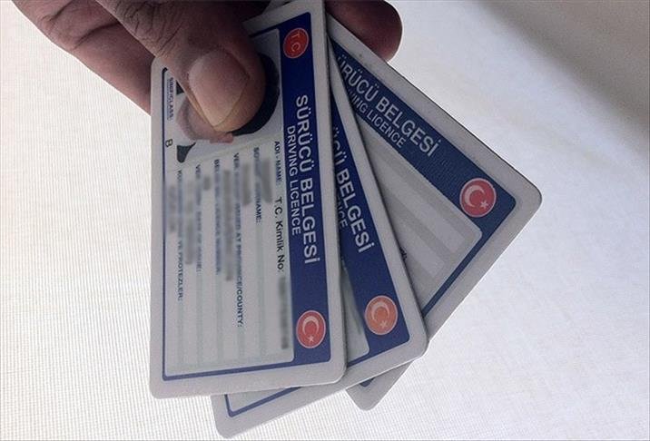 surucu-belgesi-degisikligi-ve-ehliyet-yenileme-hakkinda-bilgilendirme-1-ECl7a5Ks.jpg
