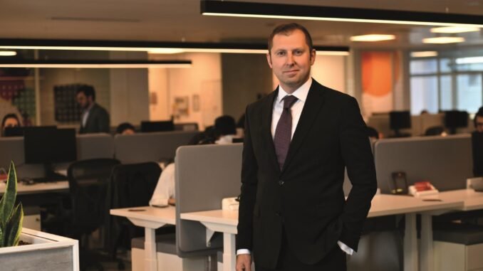 mastercard-turkiye-ve-azerbaycan-genel-mudurlerinden-aciklamalar-Myyd4csy.jpg