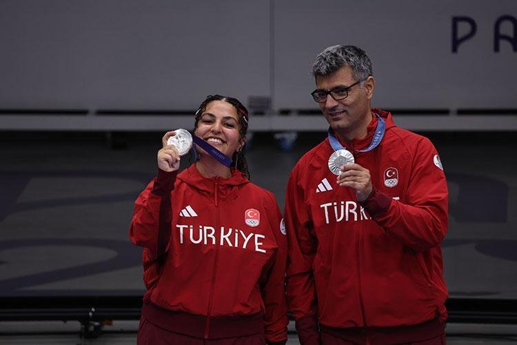 Yusuf Dikeç ve Şevval İlayda Tarhan'ın Başarısı