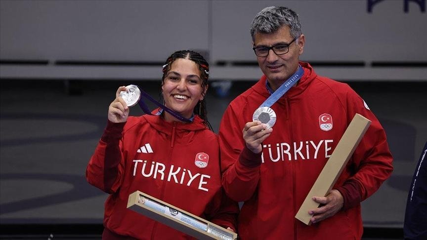 Şevval İlayda Tarhan ve Yusuf Dikeç'in Atıcılık Başarısı