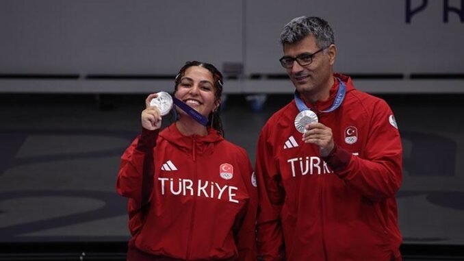 sevval-ilayda-tarhan-ve-yusuf-dikecin-aticilik-basarisi-C4hyarY8.jpg