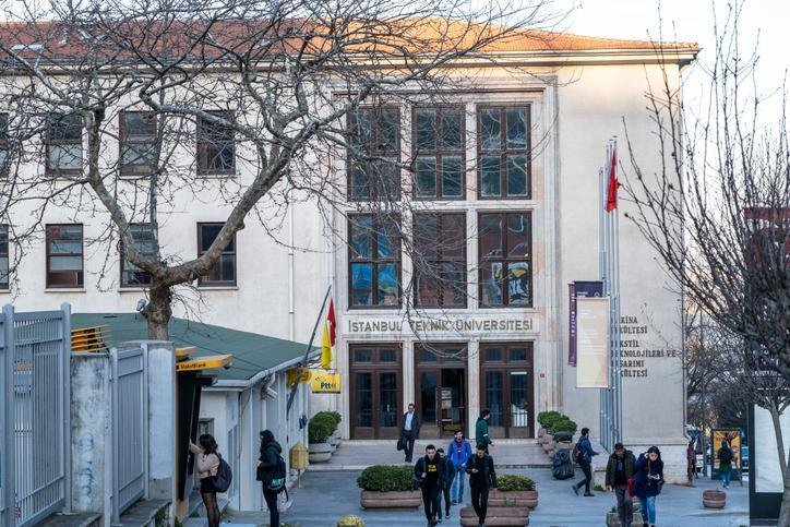 2024-2025-akademik-yili-universite-kayit-tarihleri-ve-surecleri-3-k9ebpLTd.jpg