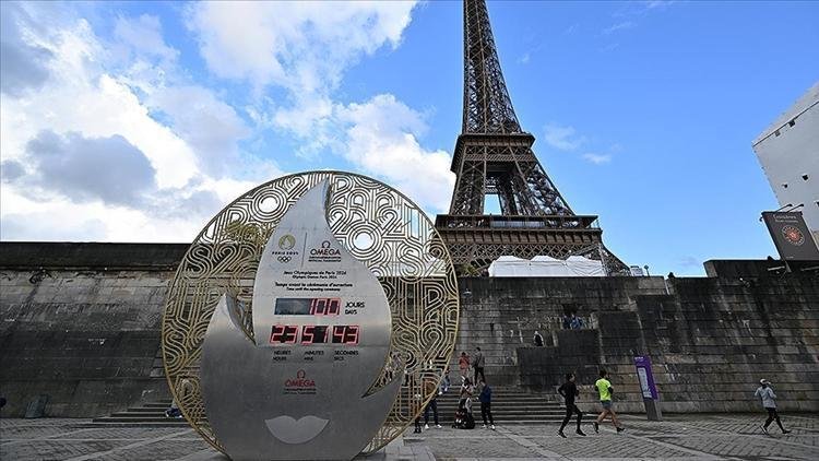 2024-paris-yaz-olimpiyatlari-kapanis-toreni-detaylari-3-mSG7wc1G.jpg