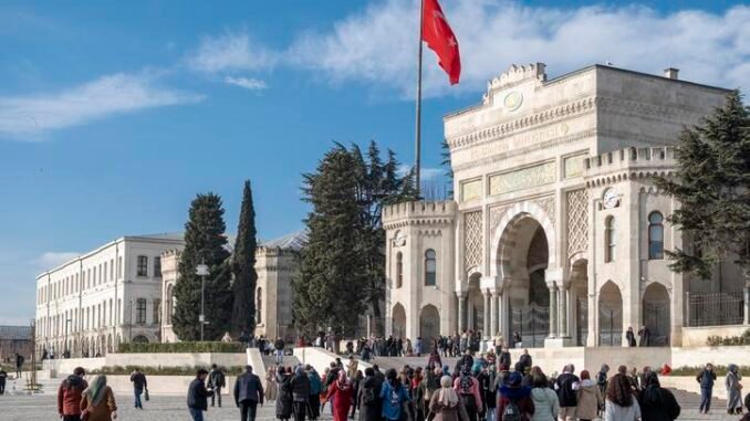 2024-universite-kayit-ve-acilis-tarihleri-wgQf4lhg.jpg