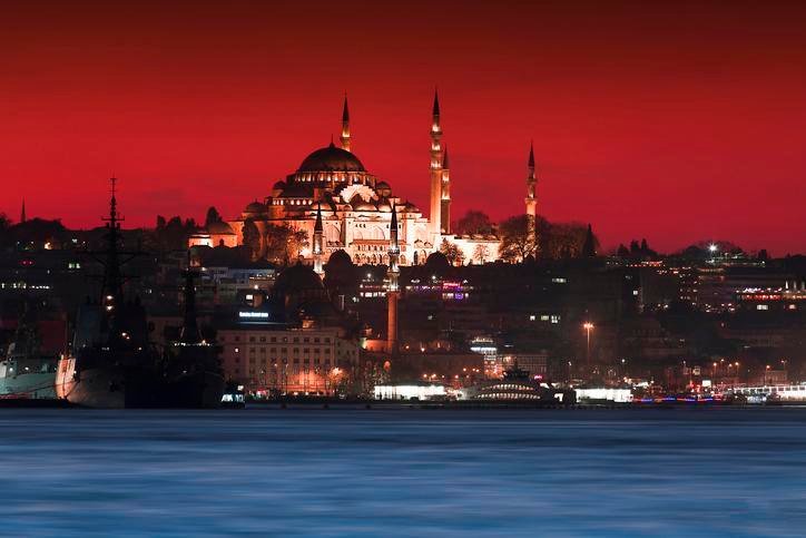 cuma-selasi-vakti-ve-cuma-namazi-saatleri-16-agustos-2024-1-6JaNOnGi.jpg