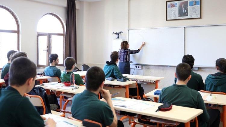 9-eylul-2024te-okullar-aciliyor-egitim-takvimi-ve-onemli-bilgiler-7-zxNqSTtL.jpg