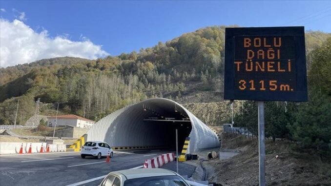 bolu-dagi-tuneli-acildi-calismalar-hizla-tamamlandi-AtVCh3SZ.jpg