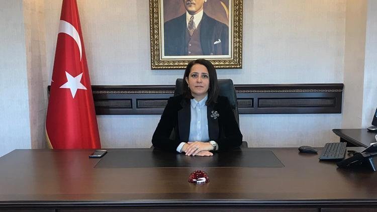 burdurun-ilk-kadin-valisi-tulay-baydar-bilgihan-kimdir-cVvJstXj.jpg