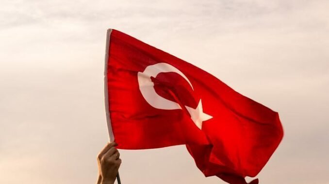 gaziler-gununde-bayrak-asmanin-anlami-ve-onemi-Ciw71Oed.jpg