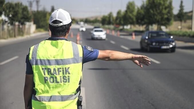 ankarada-13-ekim-2024-trafige-kapali-yollar-guPrFDYe.jpg
