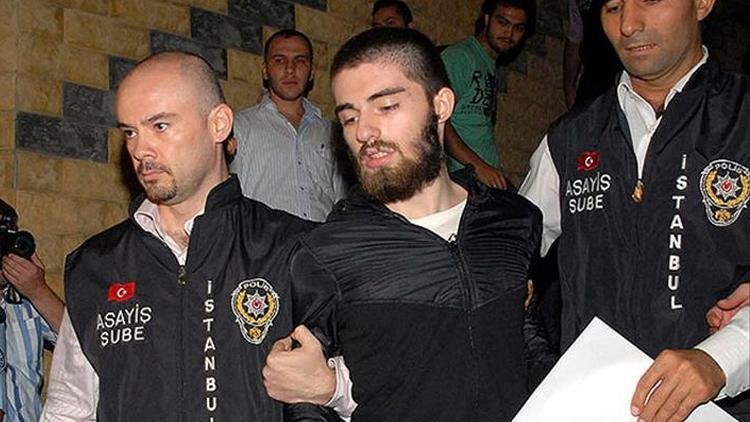 cem-garipoglunun-mezari-aciliyor-munevver-karabulut-cinayetinin-ardindaki-sir-perdesi-7-7RHZNifE.jpg