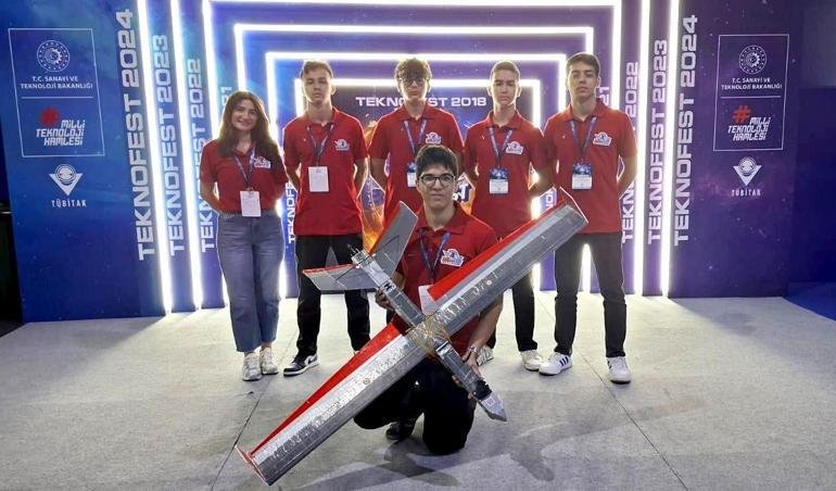 darussafaka-lisesi-iha-takimi-teknofest-2024te-turkiye-birincisi-oldu-0-Uu9yp18N.jpg