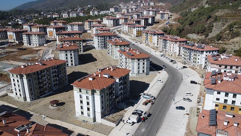 hatay-toki-kura-cekimi-sonuclari-ve-anahtar-teslim-toreni-2-yXvPhyqv.jpg