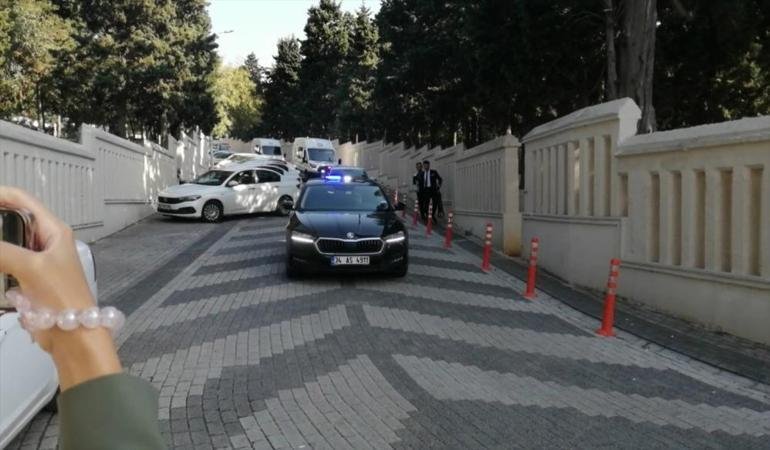munevver-karabulut-cinayeti-cem-garipoglunun-mezari-acildi-4-PXG1PpHa.jpg