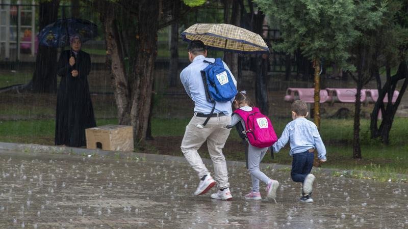 zonguldak-ve-bartinda-2-ekim-egitim-durumu-okullar-tatil-mi-1-9PALxspQ.jpg