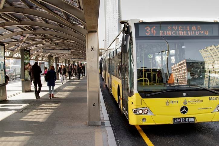 46-istanbul-maratonu-bu-hafta-sonu-yol-durumlari-ve-toplu-tasima-bilgileri-3-J3F1WMYz.jpg