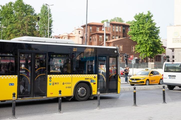 46-istanbul-maratonu-bu-hafta-sonu-yol-durumlari-ve-toplu-tasima-bilgileri-5-6B1tz7Fk.jpg