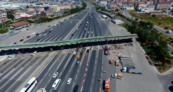 istanbulda-46-maraton-nedeniyle-trafige-kapali-yollar-1-kdpRjYFd.jpg